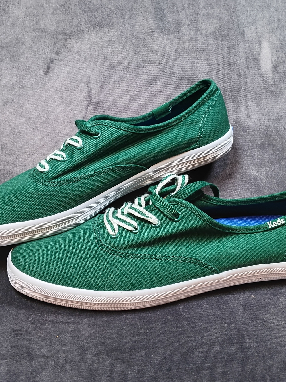 Keds Women's Green Arch Support Sneakers Two Choices Of Laces